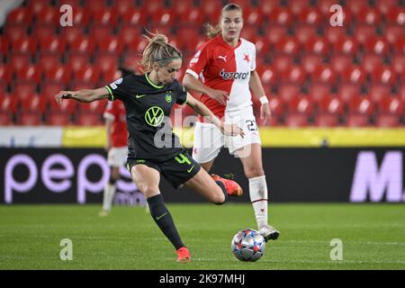 Prague, Czech Republic. 26th Oct, 2022. L-R Kathrin-Julia Hendrich of Wolfsburg and Tereza Kozarova of Slavia in action during the Women's Football Champions League 2nd round match of B group SK Slavia Praha vs VfL Wolfsburg, in Prague, Czech Republic, October 26, 2022. Credit: Katerina Sulova/CTK Photo/Alamy Live News Stock Photo