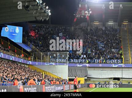 Fans and supporters of Brugge pictured during a soccer game