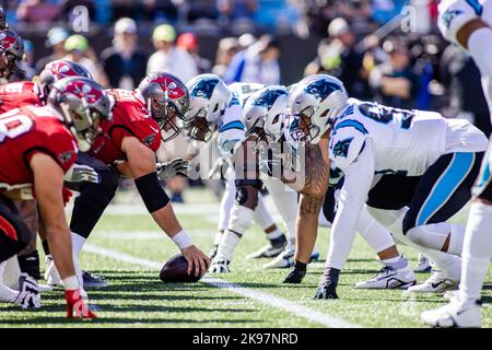 NFC Tampa Bay Buccaneers Derrick Brooks (55) comes down on AFC Baltimore  Ravens tackle Jonathan Ogden (75) during a play in the third quarter of the  NFL football Pro Bowl at Aloha