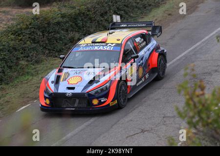 Barcelona, Spain, 23. October 2022; Thierry NEUVILLE, Martijn Wydaeghe, Hyundai World Rally Team Hyundai i20 N Rally1 Credit: SPP Sport Press Photo. /Alamy Live News Stock Photo