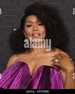Los Angeles, USA. 26th Oct, 2022. Angela Bassett arrives at the Marvel Studios' BLACK PANTHER: WAKANDA FOREVER World Premiere held at the Dolby Theater in Hollywood, CA on Wednesday, ?October 26, 2022. (Photo By Sthanlee B. Mirador/Sipa USA) Credit: Sipa USA/Alamy Live News Stock Photo