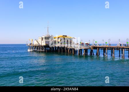 Harbor office and Maria Sol restaurant on Santa Monica pier, California, USA Stock Photo