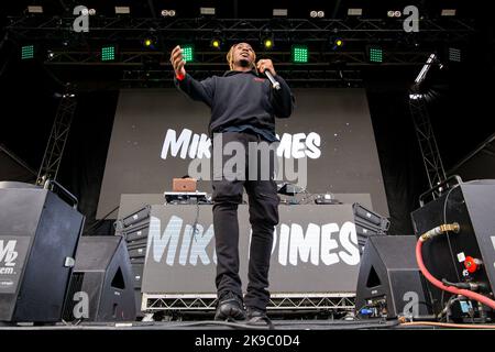 Rapper Lakeyah performing at Breakout Festival at the PNE Amphitheatre ...