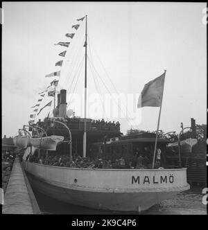 Danish refugees on the train ferry Malmö, on their way home. Stock Photo