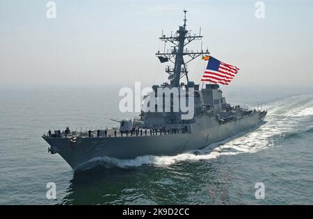 Guided-missile destroyer USS Mahan (DDG 72) U.S. Navy Stock Photo