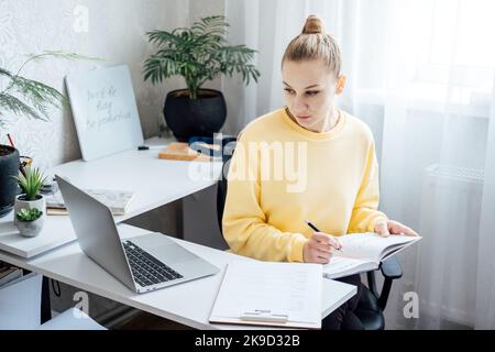 Job search websites. Job Search Engines and Boards. Young Student woman browsing work opportunities online using job search web sites and applications Stock Photo