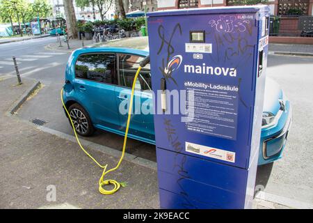 VW Volkswagon E Up, Electric Vehicle EV charging, Frankfurt, Germany Stock Photo