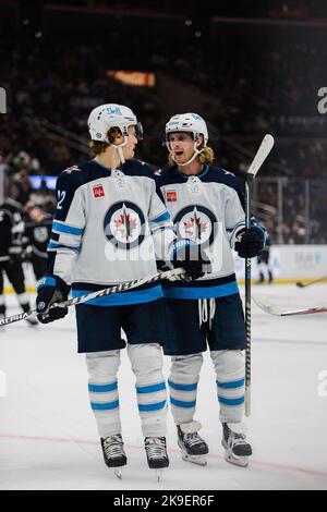 Los Angeles, California, USA. 27th Oct, 2022. MASON APPLETON of the NHL's Winnipeg Jets chats with teammate KYLE CONNOR during a game against the Los Angeles Kings at Crypto.com Arena in Los Angeles, California on October 25, 2022 (Credit Image: © Alex Cave/ZUMA Press Wire) Credit: ZUMA Press, Inc./Alamy Live News Stock Photo