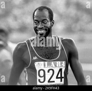 OLYMPIC SUMMERGAMES IN LOS ANGELES USA 1984Edwin Moses USA 400m hurdle goldmedalist Stock Photo