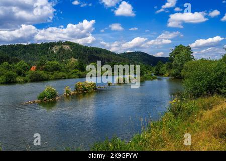 The Rhine–Main–Danube Canal in the idyllic Altmuehhltal valley Stock Photo
