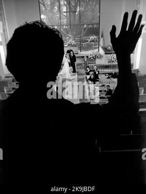 The graduate dustin hoffman wedding hi-res stock photography and images -  Alamy