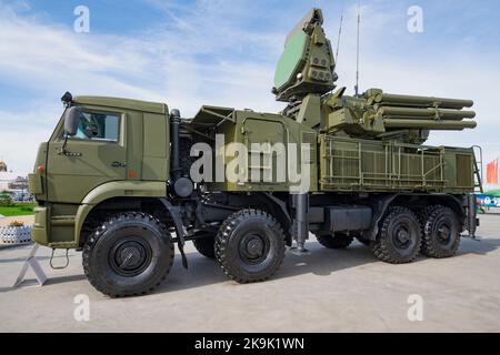 MOSCOW REGION, RUSSIA - AUGUST 19, 2022: 'Pantsir-S1' - Russian anti-aircraft missile and gun complex close-up. Exhibit of the international military- Stock Photo