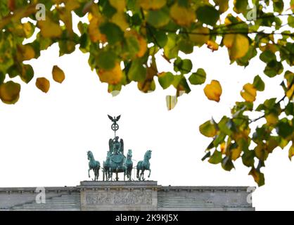 Berlin, Germany. 27th Oct, 2022. This photo taken on Oct. 27, 2022 shows a part of the Brandenburg Gate in Berlin, capital of Germany. Credit: Ren Pengfei/Xinhua/Alamy Live News Stock Photo