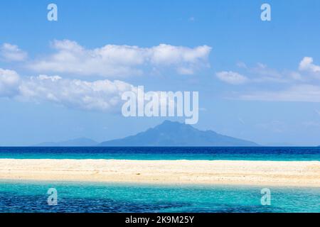 A white sand bar at Higatangan Island in Biliran, Philippines Stock Photo