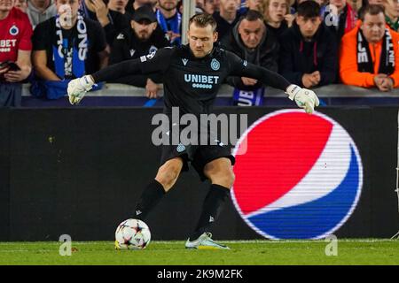 BRUGGES, BELGIUM - OCTOBER 26: Simon Mignolet of Club Brugge KV during the Group B - UEFA Champions League match between Club Brugge KV and FC Porto at the Jan Breydelstadion on October 26, 2022 in Brugges, Belgium (Photo by Joris Verwijst/Orange Pictures) Stock Photo