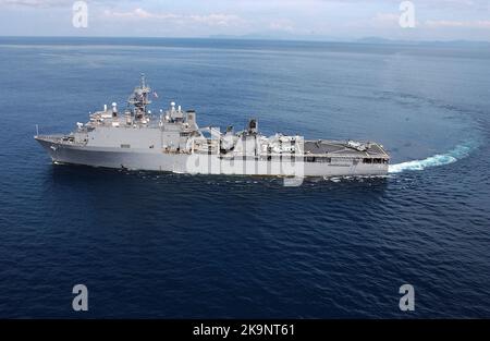 USS Fort McHenry (LSD-43) Whidbey Island-class dock landing ship of the United States Navy. Stock Photo