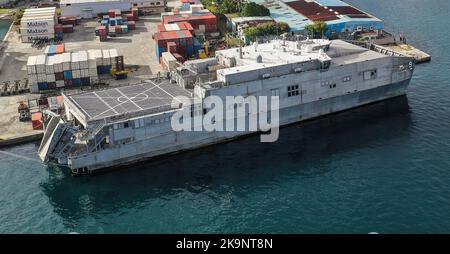 Military Sealift Command Spearhead-class expeditionary fast transport ship USNS City of Bismarck K (T-EPF 9) Stock Photo