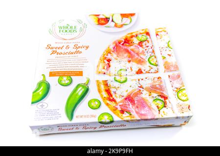Frozen pizza box hi-res stock photography and images - Alamy