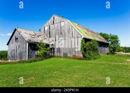 Old, abandoned wooden barn in Southwestern Ontario, Canada. Stock Photo