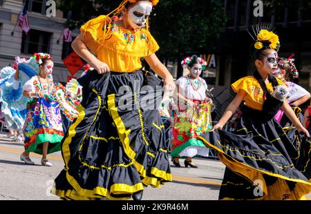 Viva la Vida Day of the Dead (Dia de los Muertos) Parade in Austin, Texas hosted by the Mexicarte Museum. Stock Photo