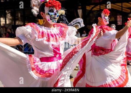 Viva la Vida Day of the Dead (Dia de los Muertos) Parade in Austin, Texas hosted by the Mexicarte Museum. Stock Photo