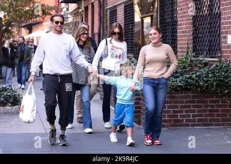 Bradley Cooper Has Lunch With Brooke Shields And Family Cafe Cluny, NY