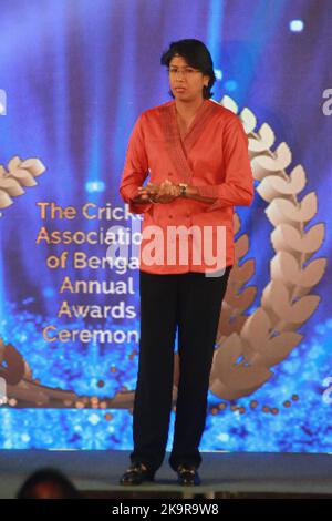 Kolkata, India. 29th Oct, 2022. Former Indian Women Cricketer Jhulan Goswami during CAB annual award Ceremony at the Netaji Indoor Stadium in Kolkata, India on October 29, 2022. (Credit Image: © Dipa Chakraborty/Pacific Press via ZUMA Press Wire) Credit: ZUMA Press, Inc./Alamy Live News Stock Photo