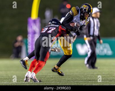 Hamilton Tiger-Cats' Tyler Ternowski (88) runs the ball between Ottawa ...
