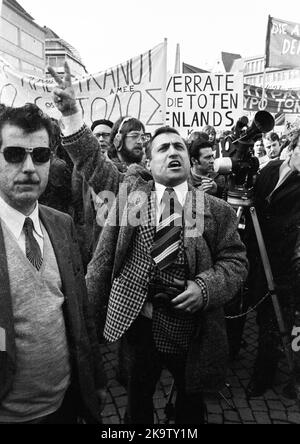 Greeks and Germans demonstrated in Bonn on 10. 3. 1973 against the Greek military junta and for freedom in Greece, Germany Stock Photo