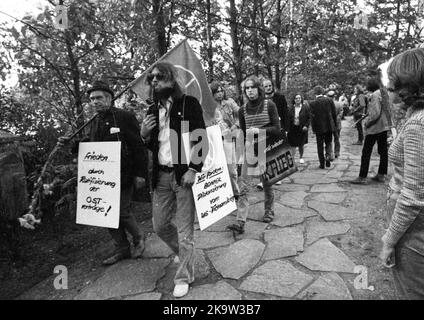 Left and peace movement committed flowers for Stukenbrock at the graves of Soviet war victims of the Nazi regime as a sign of reconciliation here on Stock Photo