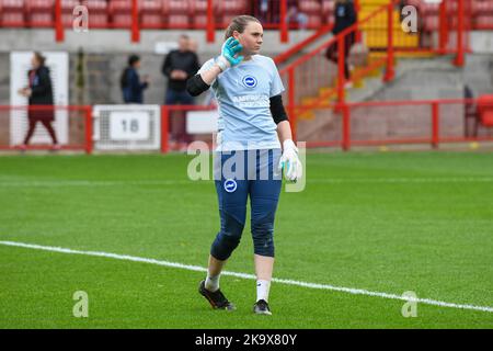 Crawley, UK. 30th Oct, 2022. Crawley, October 30th, 2022: Megan Walsh (1 Brighton and Hove Albion) warming up before the Barclays FA Womens Super League game between Brighton Credit: SPP Sport Press Photo. /Alamy Live News Stock Photo