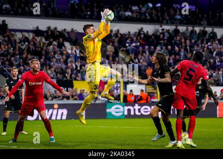 Portrait of Stefan Tarnovanu during Romania Superliga: A.F.C. News Photo  - Getty Images