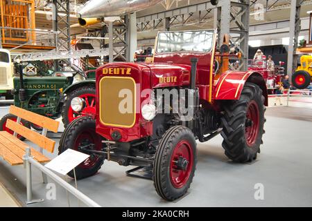SPEYER, GERMANY - OCTOBER 2022: red DEUTZ F3M417 1942 retro tractor in the Technikmuseum Speyer. Stock Photo