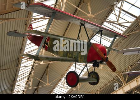 SPEYER, GERMANY - OCTOBER 2022: green red 152 17 German Air Force Fokker DR-1 Triplane military aircraft WW1 1917 in the Technikmuseum Speyer. Stock Photo