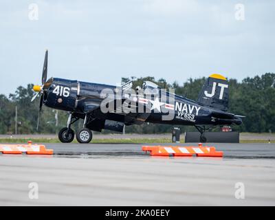 Sanford, FL, USA. 30th Oct, 2022. F4U Corsair lands after performing in the Orlando Air & Space Show at the Orlando Sanford International Airport in Sanford, FL. Romeo T Guzman/CSM/Alamy Live News Stock Photo