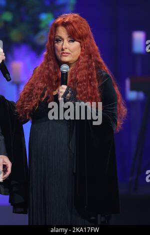 Wynonna Judd at the Coal Miner’s Daughter - A Celebration of the Life ...