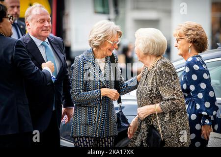 The Hague, The Netherlands. 30th Oct, 2022. Princess Beatrix, Princess Irene, Princess Margriet, Prince Maurits, Princess Marilene, Prince Carlos and Bernardo Guillermo attend the 55th jubilee concert of the Princess Christina Concours at Theater Amare in The Hague, The Netherlands, 30 October 2022. Credit: Patrick van Katwijk/dpa/Alamy Live News Stock Photo