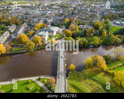 Aerial view of Otley Bridge crossing the River Wharfe in Otley, West Yorkshire. The bridge carrying the B6451 is an ancient monument Stock Photo