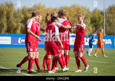 Buftea, Romania, 29th October 2022. The players of Denmark celebrate the goal during the UEFA Under-17 Men European Championship Qualifier match between Denmark and Estonia at Football Centre FRF in Buftea, Romania. October 29, 2022. Credit: Nikola Krstic/Alamy Stock Photo