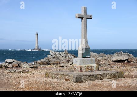 Memorial Cross and the Goury Lighthouse, Cap de la Hague, Normandy, France Stock Photo