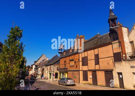 Street in old district of Aubigny-sur-Nere with wooden timber-framed houses Stock Photo