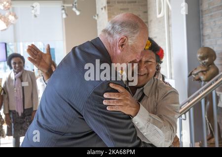 Oslo 20140918. Norwegian King Harald met with the elder of the yanomami-indians in the Amazon basin, DavÃ Kopenawa, recently during a conference in Oslo under the auspices of the Rainforest Foundation of Norway. They know each other well, King Harald stayed with Mr. Kopenawa and his tribe in the jungle for a number of days in May of 2013. Photo: Terje Bendiksby / NTB scanpix  Stock Photo