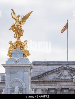 [MccLi0000732]  Union Jack flags fly at full mast today after Charles III formally proclaimed King at the Accession Council.   Pictured: The Royal Sta Stock Photo