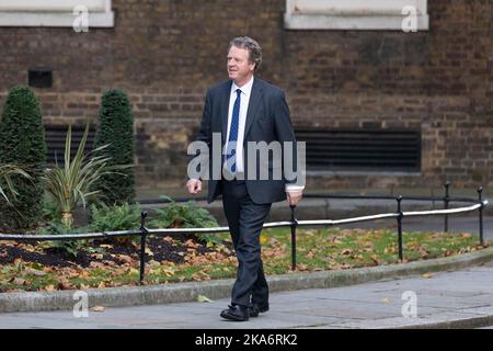 Mel Stride arrives at Downing Street this afternoon as Prime Minister Rishi Sunak appoints his new cabinet.  Image shot on 25th Oct 20 Stock Photo