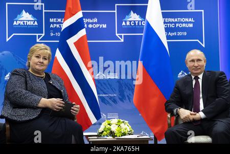 ST.PETERSBURG, RUSSIA 20190409. Prime Minister Erna Solberg in bilateral meeting with Russian President Vladimir Putin. Photo: Berit Roald / NTB scanpi Stock Photo