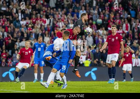 Oslo 20220609. Slovenia's goalkeeper Jan Oblak and Norway's Leo Skiri Oestigaard during the Nations League football match between Norway and Slovenia at Ullevaal Stadium. Photo: Javad Parsa / NTB  Stock Photo