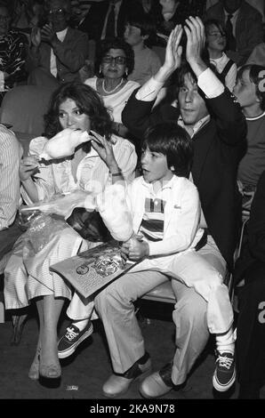 Henry Winkler with wife, Stacey Weitzman and stepson Jed Weitzman at Ringling Bros. and Barnum & Bailey Circus 1979.  Credit: Ralph Dominguez/MediaPunch Stock Photo