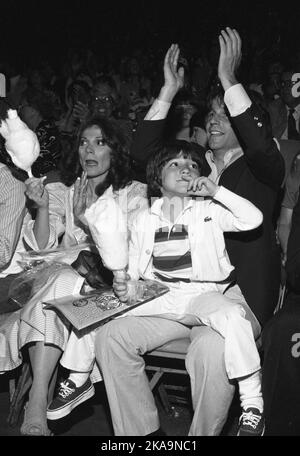 Henry Winkler with wife, Stacey Weitzman and stepson Jed Weitzman at Ringling Bros. and Barnum & Bailey Circus 1979.  Credit: Ralph Dominguez/MediaPunch Stock Photo