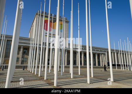 Messe Berlin, Große Haupthalle, Hammarskjöldplatz, Charlottenburg, Berlin, Deutschland Stock Photo