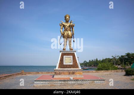 Statue of Sdech Korn (Srei Chettha II) King of Cambodia at the Fishing Village Crab Market in Kep Cambodia Stock Photo